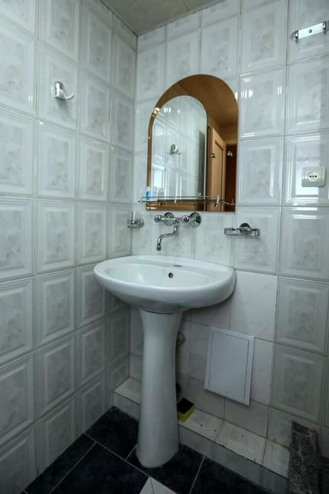 Хостелы ETNA hostel Ереван-21